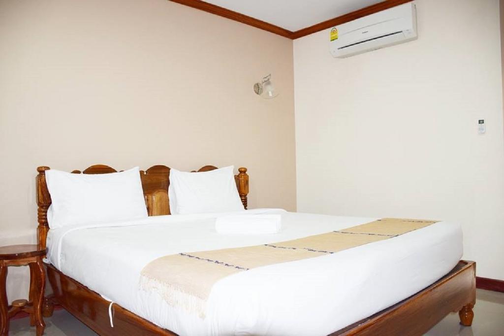 Np Residence Nakhon Phanom Room photo