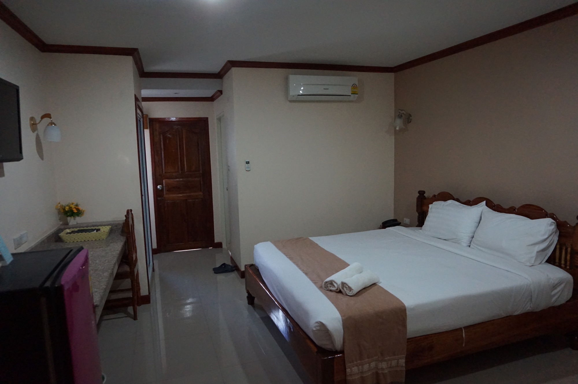 Np Residence Nakhon Phanom Exterior photo